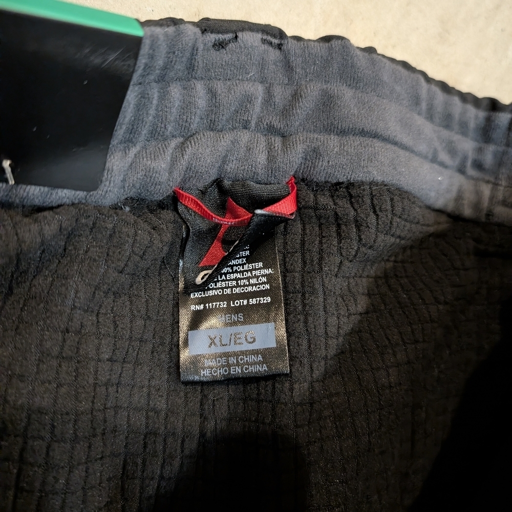 NWT Gerry Snowpants Mens XL Lined Black Adjustable Waist - Picture 3 of 7